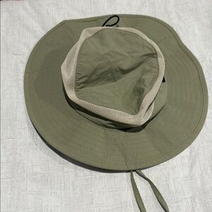 Green and Cream Outdoor Hat with Wide Brim